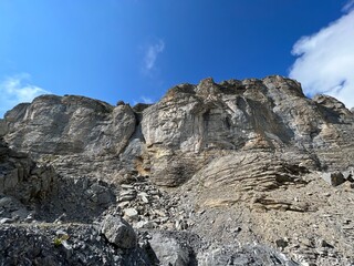 Rocks and stones above Lake Melchsee or Melch Lake and in the Uri Alps mountain massif, Melchtal - Canton of Obwalden, Switzerland (Kanton Obwald, Schweiz)