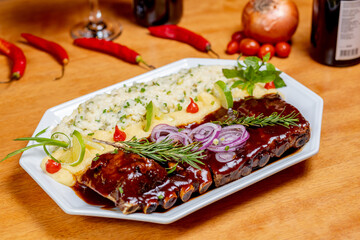 Prato Costelinha ao Molho Barbecue Assada