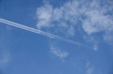 飛行機雲
