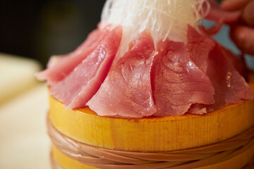 Sliced raw tuna rice bowl	