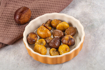 Roasted sweet natural organic shestnut