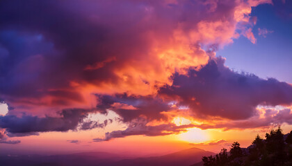 Fototapeta premium Dramatic Sunset Clouds with Golden Rays