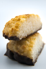 Coconut cake, sweet delicacy, food.
