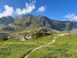 Trails for walking, hiking, sports and recreation on the slopes of the Melchtal alpine valley and in the Uri Alps mountain massif, Kerns - Canton of Obwalden, Switzerland (Kanton Obwald, Schweiz)
