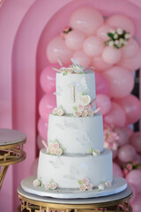 Birthday cake with pink roses