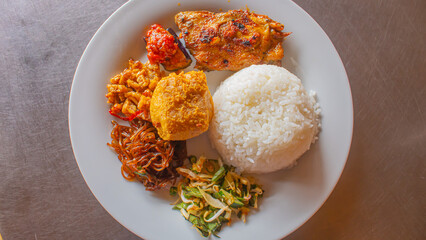 Grilled Chicken Set Meal – Traditional Indonesian Cuisine