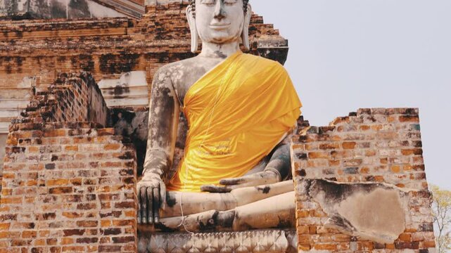 Wat Yai Chai Mongkol is a Buddhist temple in Ayutthaya, Thailand The monastery was constructed by King U-Thong in 1357 AD to accommodate the monks that were ordained by Phra Wanratana Mahathera Burean