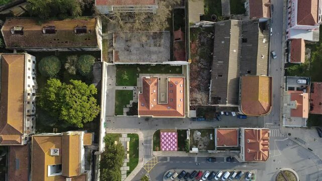 drone vista a&eacute;rea Trafaria Almada, margem sul, rio Tejo