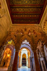 Obraz premium Great Mosque of Córdoba from the 8th Century featuring Moorish Arches, Umayyad Legacy, and a 13th Century Christian Conversion in Spain’s Andalusia
