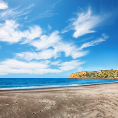 Obraz premium Amazing morning scene of Rais Gerbi cape and beach Torre Conca.