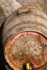 Macro de antigua pipa de madera para el vino