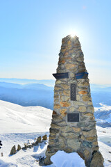 八方尾根に建つ八方ケルン