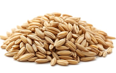 Obraz premium Unhulled rice grain pile, close-up studio shot, white background, food ingredient
