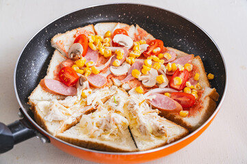 フライパンで作るピザトースト