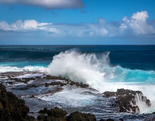 big waves on the rocky coast hawaii