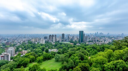 Obraz premium High angle panoramic view of a large urban area spread across a valley, surrounded by lush green trees and parks. Gray white clouds cover much of the