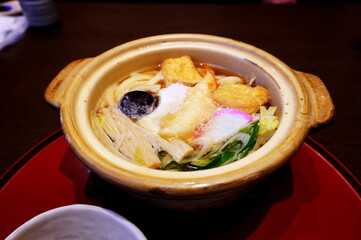 美味しそうな鍋焼きうどん