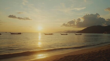 Fototapeta premium A tropical sunset in Phuket.