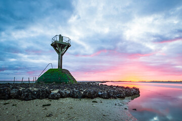 Balise du passage du Gois entre l'&icirc;le de Noirmoutier et le continent