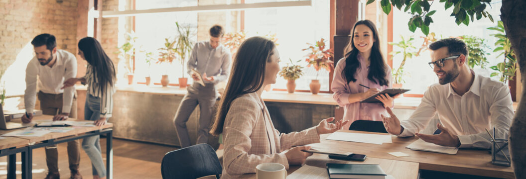 Positive people marketer ceo investor lawyer sit table man woman tell talk say speak aim development progress innovation practice report in workplace