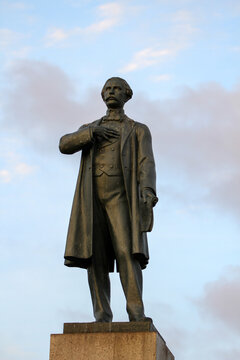 Juan Pablo Duarte's statue in Santo Domingo
