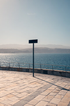 Las Palmas de Gran Canaria, empty signpost by sea