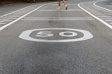 Speed limit visual with dynamic runner in background