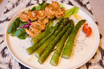 grilled shrimp and asparagus