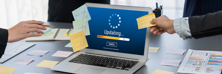 Software update on computer for brisk version of device software upgrade