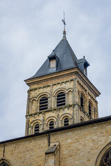 Fototapeta premium Basilica of Saint Severinus (Basilique Saint-Seurin de Bordeaux) is a church built dawn of XI century. Basilica has the shape of a robust Romanesque church in the basilical form. Bordeaux, France.