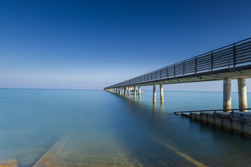 Obraz premium Der endlose Steg