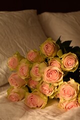 Large bouquet of light-colored roses