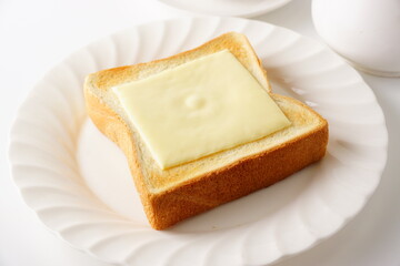 チーズトースト