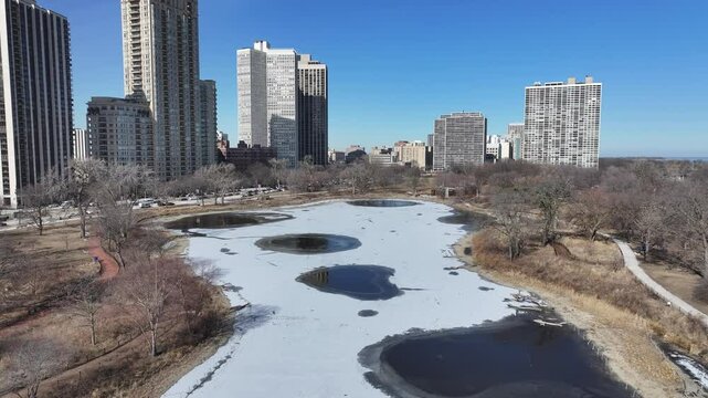 Lincoln Park At Chicago In Illinois United States. Downtown City. Leisure Park Landscape. Lincoln Park At Illinois United States. Metropolitan District. Winter Scenery.