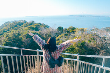 鋸山の美しい海と山の風景