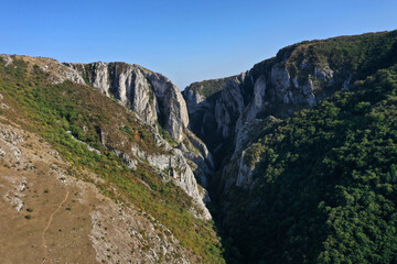 Obraz premium Aerial view of a deep limestone gorge, canyon