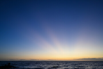 Fototapeta premium Vivid blue sunset sky over the beach at Elwood in Melbourne Australia