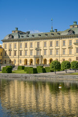 Fototapeta premium Seeseite Schloss Drottningholm, Gemeinde Ekerö, Provinz Stockholms län, Schweden