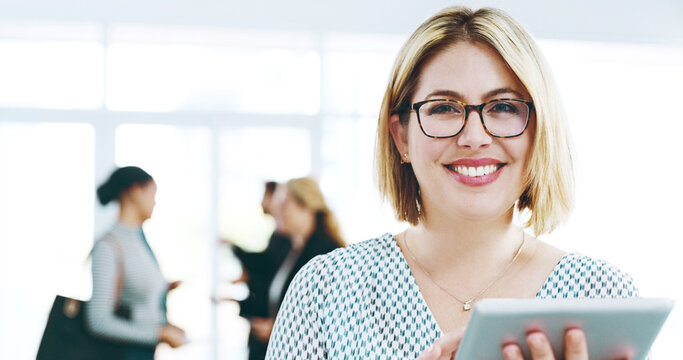 Conference, portrait or business woman with tablet, schedule planning or online agenda at seminar. Networking, communication and consultant in office on digital app for corporate event management - Powered by Adobe