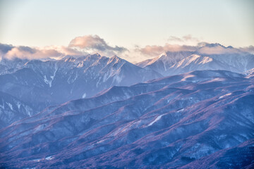 Fototapeta premium 長野県 早朝の霧ケ峰から望む富士山と雪景色 