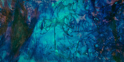 Gold and Vibrant Hues in a Striking Textured Design
