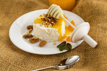 Dietary treat made from cottage cheese with nuts