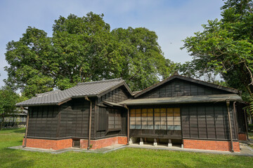 Obraz premium Altes japanisches Holzhaus, Hinoki Village, forest cultural and creative park, Chiayi, Taiwan