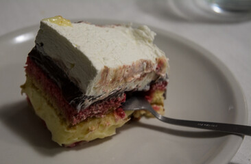 Torta, zuppa inglese