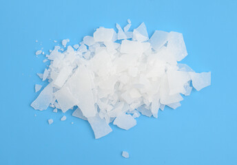 Magnesium chloride is an inorganic compound with the formula MgCl2.