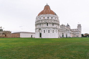 Obraz premium The Iconic Pisa Complex A Timeless View