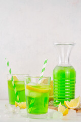 Tarragon summer cold lemonade with lemon slice