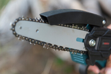 Small Chainsaw lightweight for cutting wood 