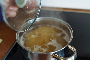 cooking spaghetti at home