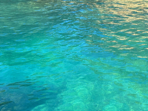 Clear sea water aesthetic.